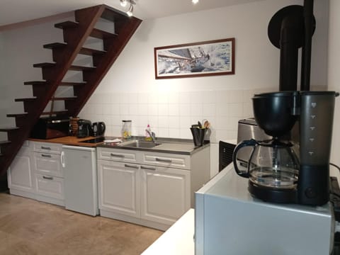 Coffee/tea facilities, Kitchen or kitchenette, pet friendly, stove, toaster