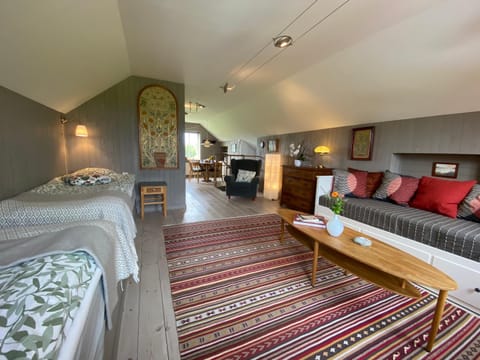 Living room, Bedroom