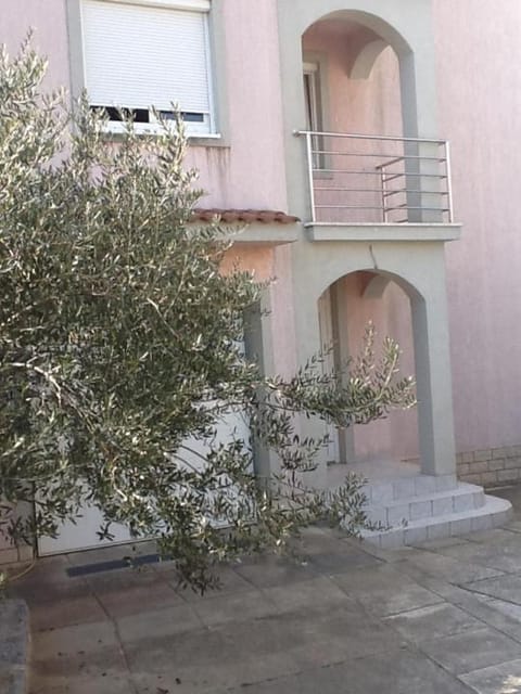Apartment and Rooms Santini Bed and Breakfast in Šibenik-Knin County, Croatia