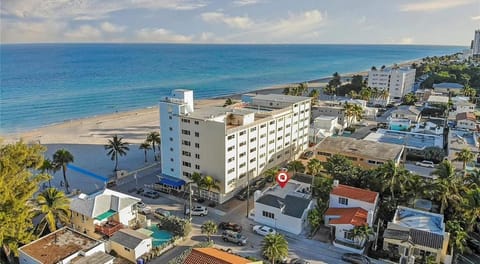 Casa Roselle 3 Bedrooms House in Hollywood Beach