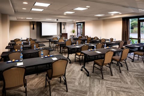 Meeting/conference room