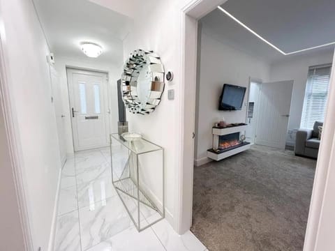 Stylish Modern Glasgow Home with Excellent Value Apartment in Glasgow