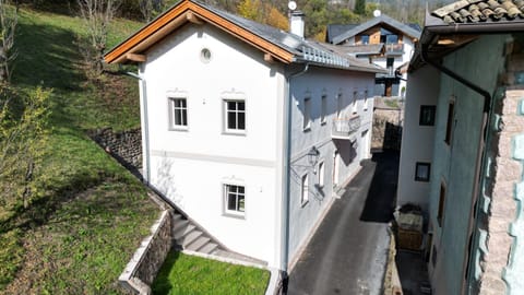 Alpen Chic Apartment in Cavalese