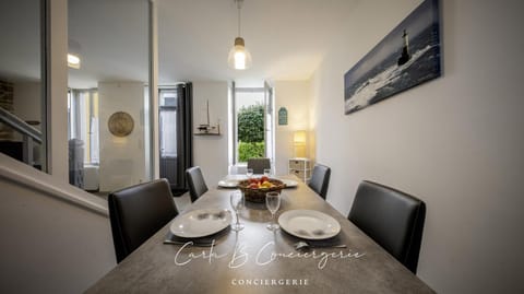 MAISON LE BONHEUR Concarneau 4 personnes House in Concarneau