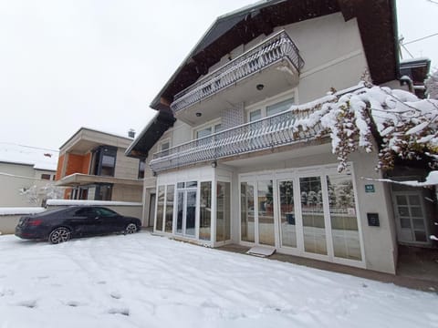 Property building, Day, Winter, Parking