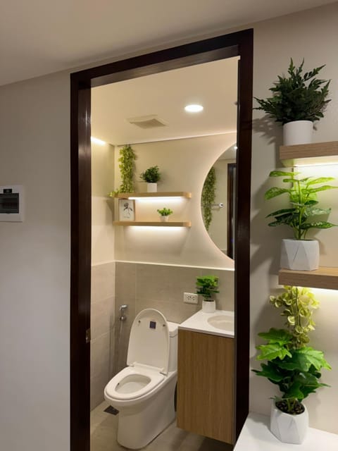 Toilet, Bathroom