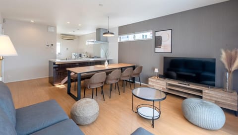 Kitchen or kitchenette, Living room, Dining area