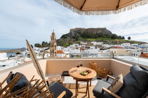 Patio, Nearby landmark, View (from property/room), Balcony/Terrace, Seating area, Landmark view