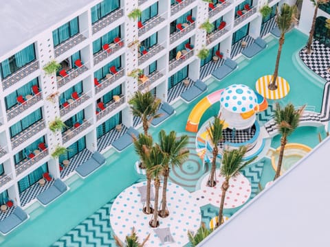 Pool view, Swimming pool