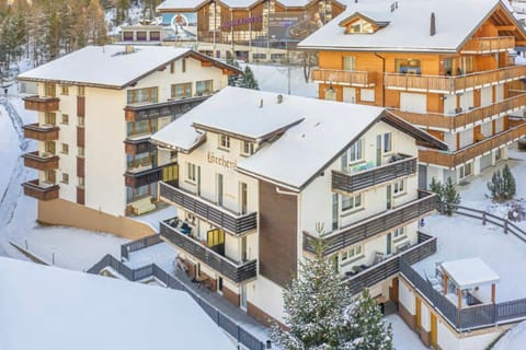 Property building, Day, Neighbourhood, Bird's eye view, Winter, Street view, Location