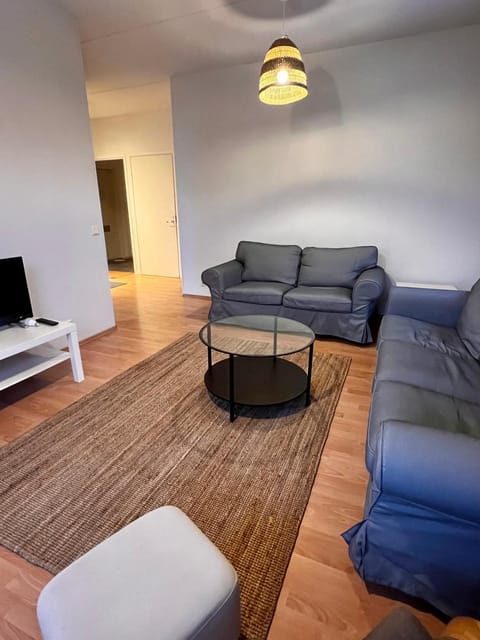 Rent a box Raisio for 6 Apartment in Turku