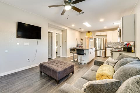 Updated Home 2 Mi to Downtown Texarkana! House in Texarkana