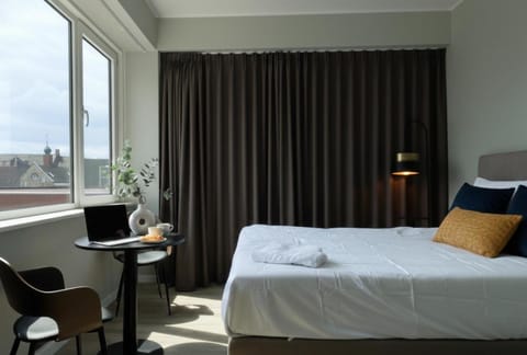 Comfortable Room in Raamsdonksveer, Free Parking Apartment in South Holland (province)