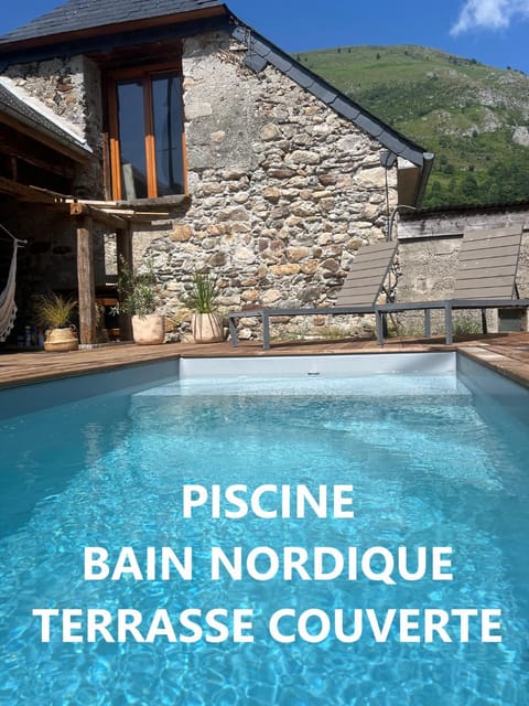 Mountain view, Swimming pool, Swimming pool