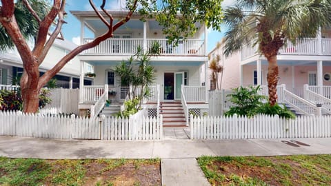 Booty Caye House in Stock Island