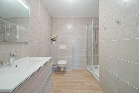 Hotel Trianon Saint Ouen Hotel in Île-de-France