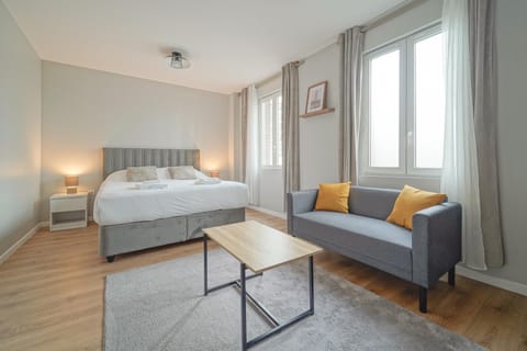 Hotel Trianon Saint Ouen Hotel in Île-de-France