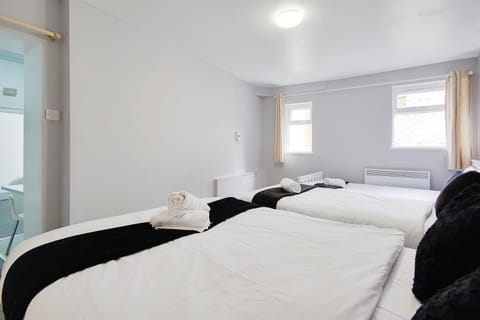 Azure Beach Hotel Hotel in Bournemouth