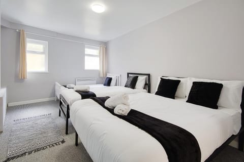 Azure Beach Hotel Hotel in Bournemouth