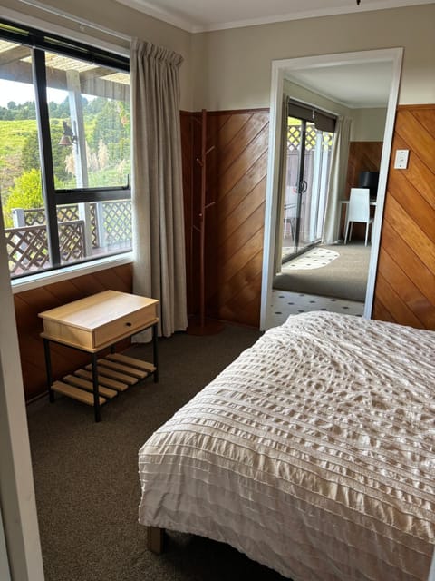 Ruakaka Retreat Bed and Breakfast in Auckland Region