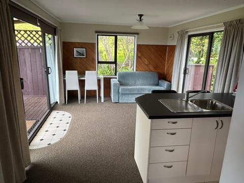 Ruakaka Retreat Bed and Breakfast in Auckland Region