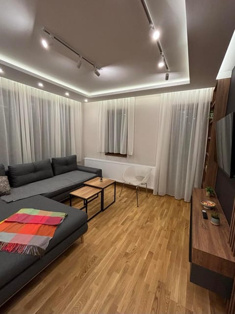 Communal lounge/ TV room, Bed, TV and multimedia, Living room, Photo of the whole room