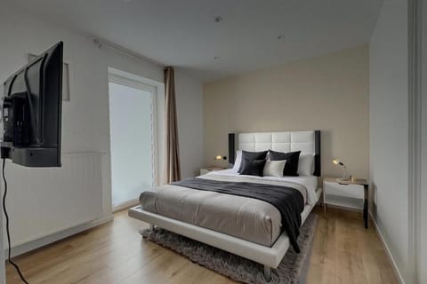 Jean 1B Brussels-Charleroi-Airport Apartment in Charleroi