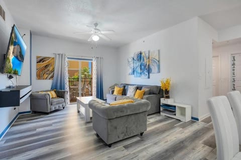 Condo at Lake Buena Vista Resort Village and Spa Apartment hotel in Orlando