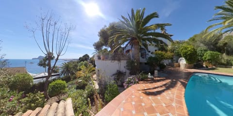 Balcony/Terrace, Pool view, Sea view, Swimming pool, Swimming pool