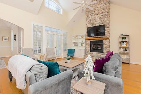 Living room, fireplace