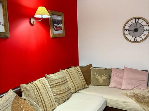 Appartement cosy à Notre-Dame-de-Bellecombe, superbe vue - FR-1-807-69 Apartment in Notre-Dame-de-Bellecombe