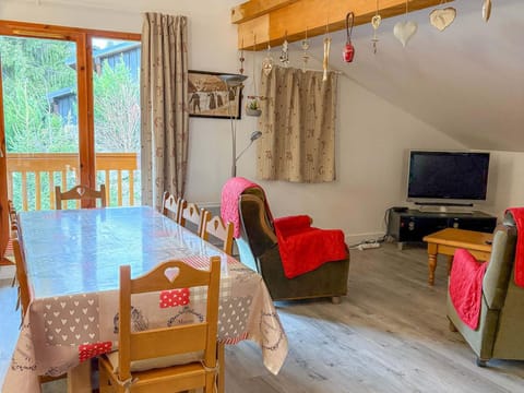 Bel appartement cosy 3 chambres à Notre-Dame-de-Bellecombe - FR-1-807-67 Apartment in Notre-Dame-de-Bellecombe