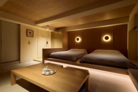 Bed, Living room, Bedroom