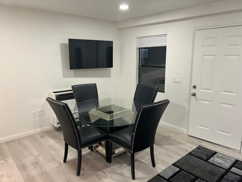 Modern and charming 1 bed first floor apartment Apartment in La Mesa