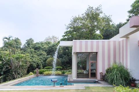 Property building, Pool view, Swimming pool, Swimming pool