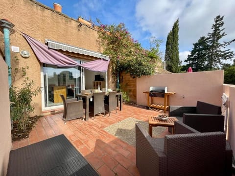 Patio, Balcony/Terrace