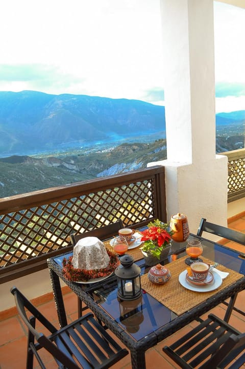 Natural landscape, View (from property/room), Balcony/Terrace, Mountain view