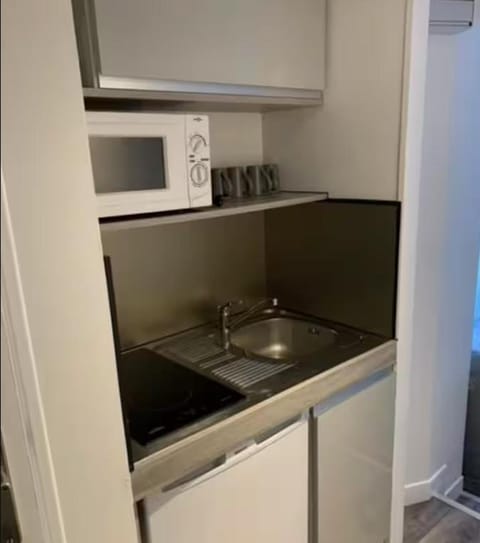 studio centre-ville historique Apartment in Chambery