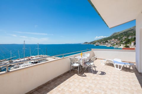 Day, View (from property/room), Balcony/Terrace, Dining area, Sea view
