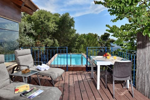 Balcony/Terrace, Swimming pool, Swimming pool