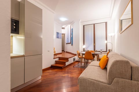 Kitchen or kitchenette, Living room, Seating area, Dining area, wardrobe