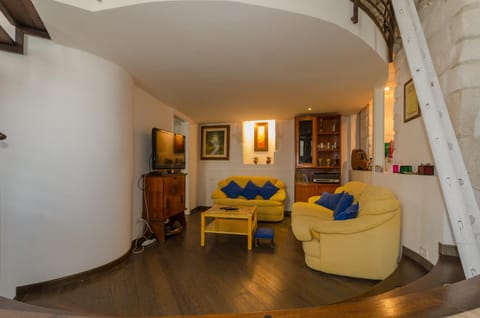 TV and multimedia, Living room