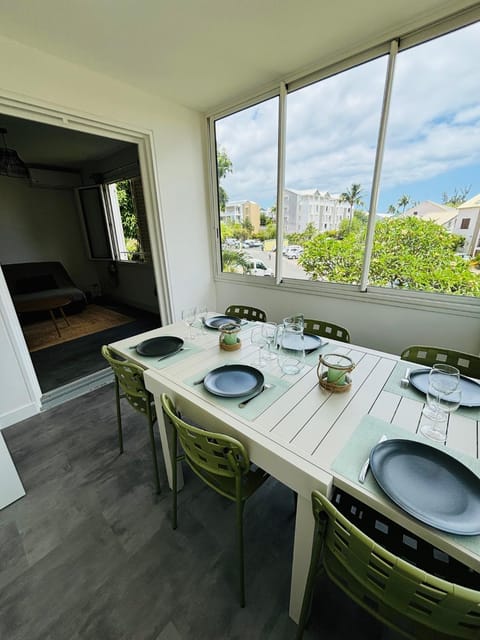 Day, View (from property/room), Balcony/Terrace, Dining area