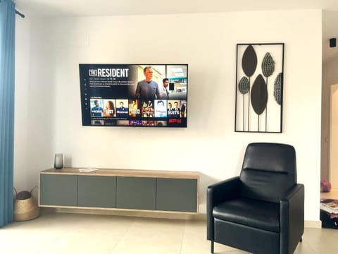 TV and multimedia, Balcony/Terrace, Living room, Seating area, heating, internet, storage