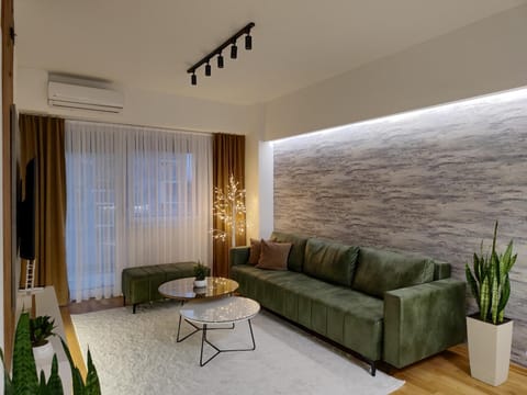 Living room, Seating area, air conditioner