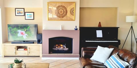 Bird's eye view, Living room, Seating area, Mountain view, Sea view, fireplace