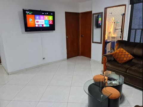Communal lounge/ TV room, TV and multimedia, Living room, Seating area, Evening entertainment