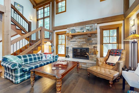 Snoqualmie Lodge House in Snoqualmie Pass