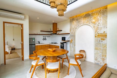 Casa Samudra - 3BR Villa in Seminyak Villa in Kuta