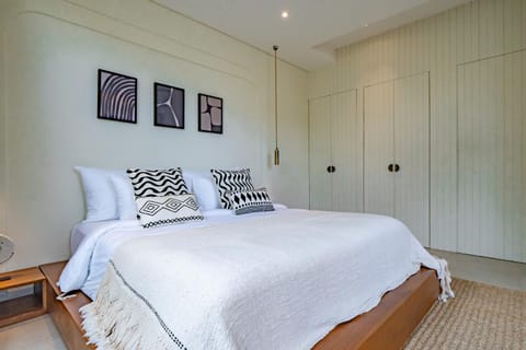 Casa Samudra - 3BR Villa in Seminyak Villa in Kuta